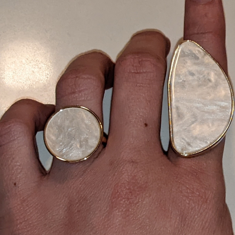 Statement Shimmer Indulgence Ring Adjustable Gold Ring with White Ivory Crème Pe - Picture 4 of 8